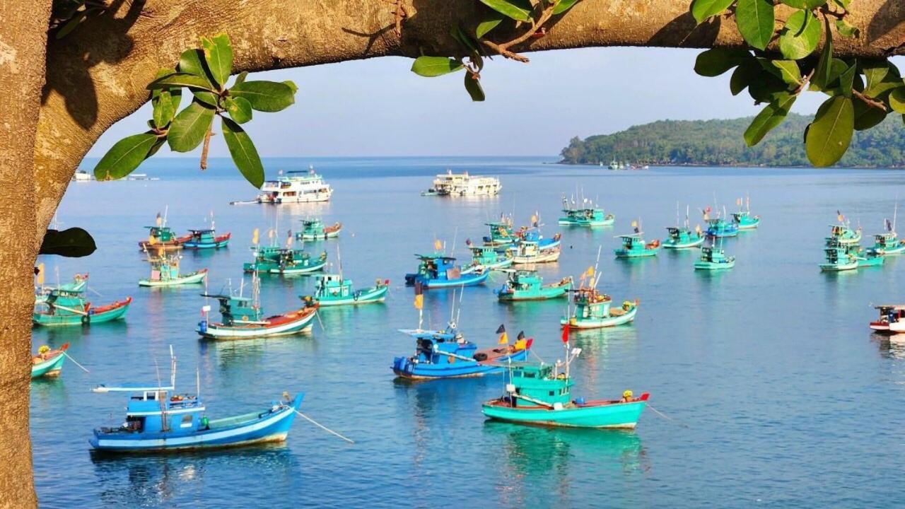 Sunrise Hotel Phu Quoc Bagian luar foto